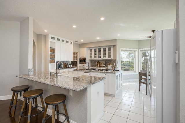 2080 Angels Vw, El Dorado Hills, CA 95762