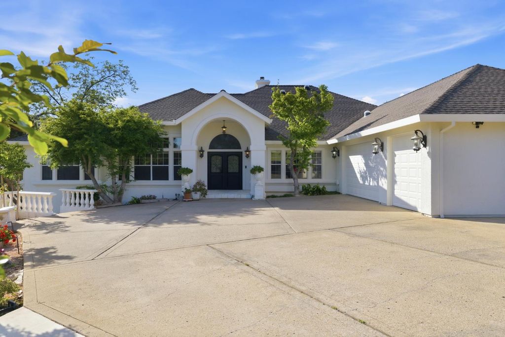 2080 Angels Vw, El Dorado Hills, CA 95762