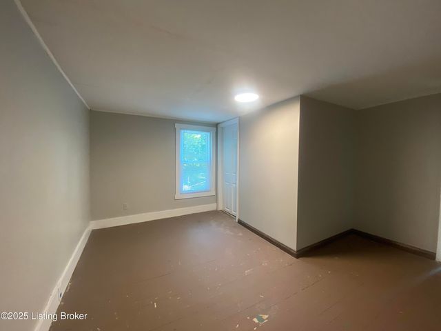 728 Beechwood Ave, Bardstown, KY 40004