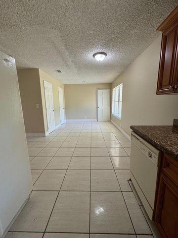 349 NW 3rd Street, Deerfield Beach, FL 33441