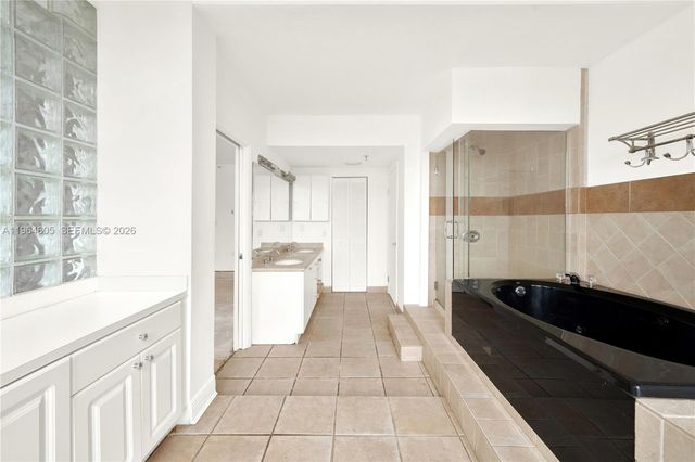 385 Poinciana Drive 1230, Sunny Isles Beach, FL 33160