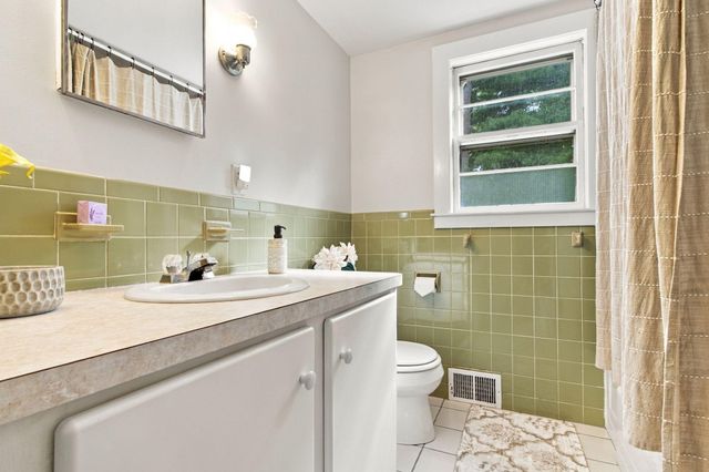 172 Telegraph Road, Dennis Port, MA 02639