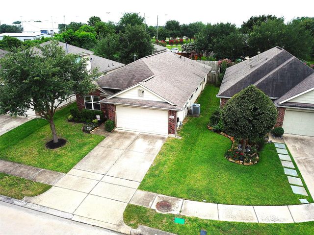24631 Lakecrest Town Drive, Katy, TX 77493