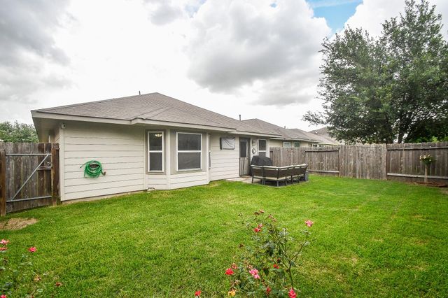 24631 Lakecrest Town Drive, Katy, TX 77493