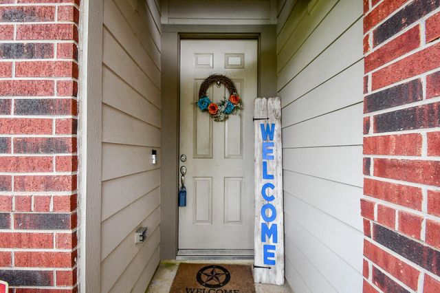 24631 Lakecrest Town Drive, Katy, TX 77493