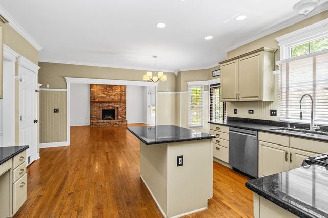 4N475 S Robert Frost Circle, St. Charles, IL 60175