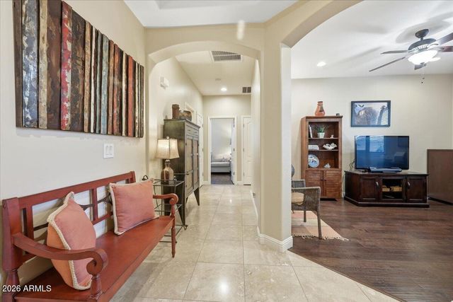 6539 W GAMBIT Trail, Phoenix, AZ 85083