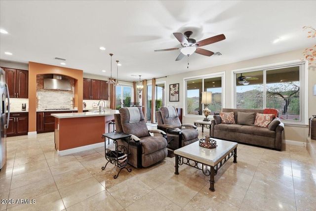 6539 W GAMBIT Trail, Phoenix, AZ 85083
