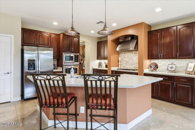 6539 W GAMBIT Trail, Phoenix, AZ 85083