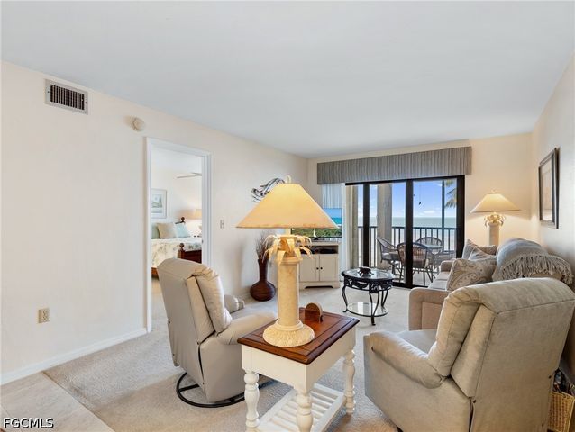 7500 Estero BLVD 203, Fort Myers Beach, FL 33931