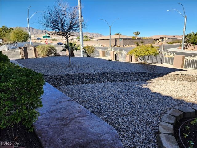 9585 West Lone Mountain Road, Las Vegas, NV 89129
