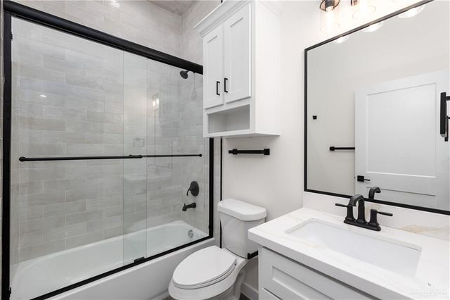 719 W 25th Street, Mission, TX 78572