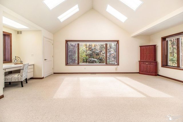 9453 Whispering Pines Drive, Saline, MI 48176