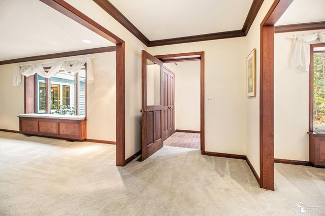 9453 Whispering Pines Drive, Saline, MI 48176