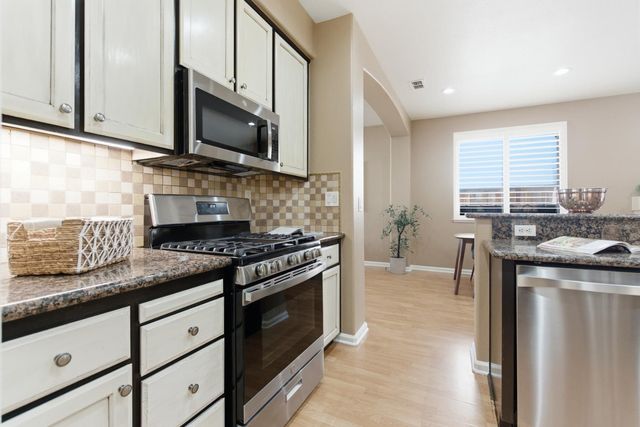 2138 Sherington Way, Sacramento, CA 95835