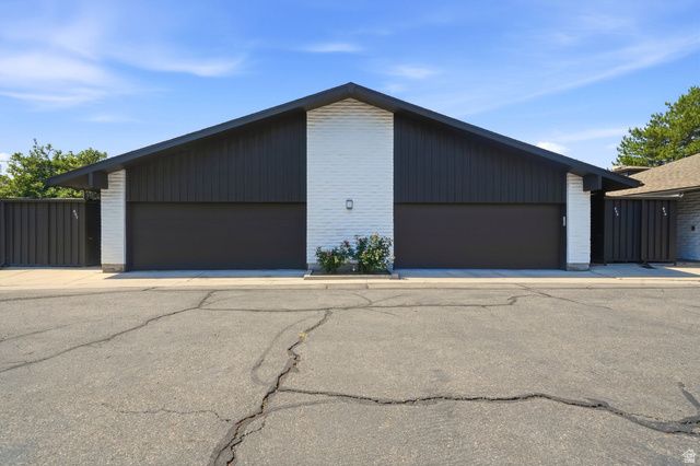 957 E 5014 S, Murray, UT 84117