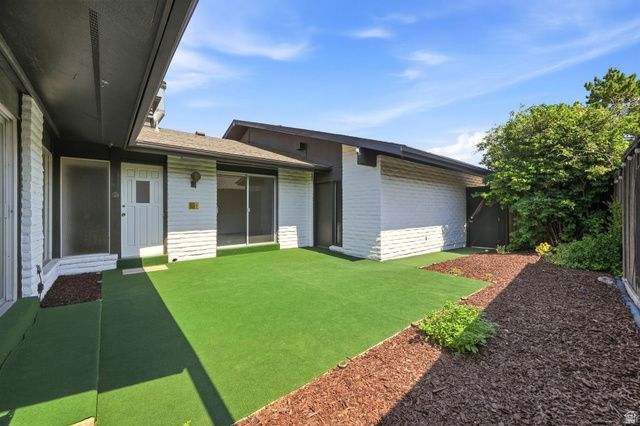 957 E 5014 S, Murray, UT 84117