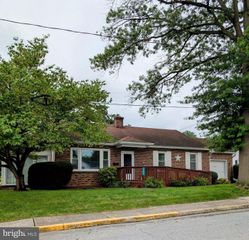 202 N GRANT ST, Manheim, PA 17545