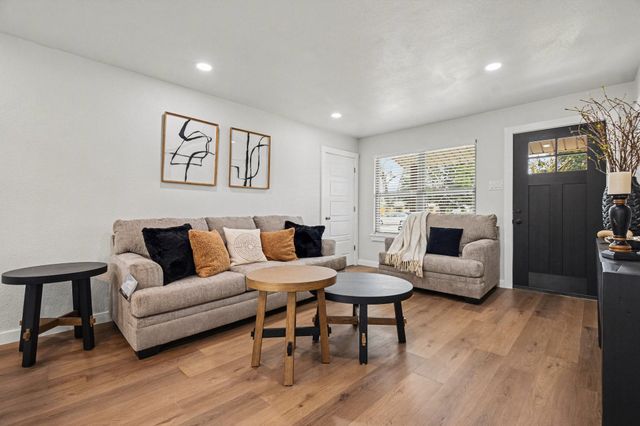 3009 Harvard Street N, Irving, TX 75062