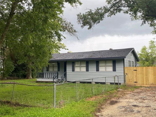 518 Big Deer Drive, Crosby, TX 77532