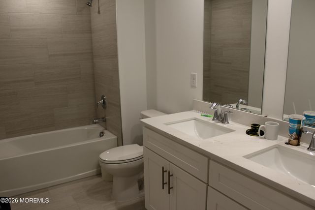 139 Woolley Court, Oakhurst, NJ 07755