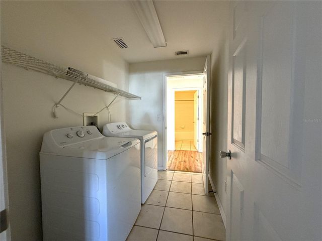 6518 BRIDGECREST DRIVE, Lithia, FL 33547