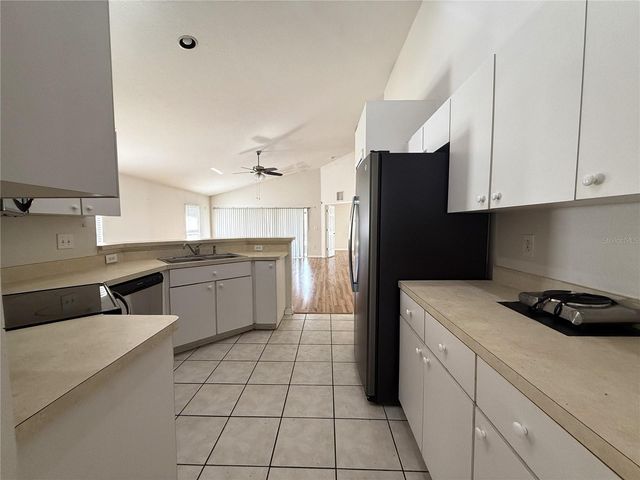 6518 BRIDGECREST DRIVE, Lithia, FL 33547