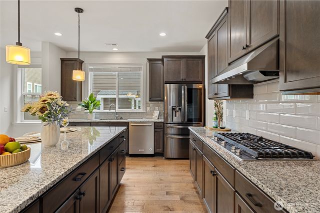 1431 243rd Place NE, Sammamish, WA 98074