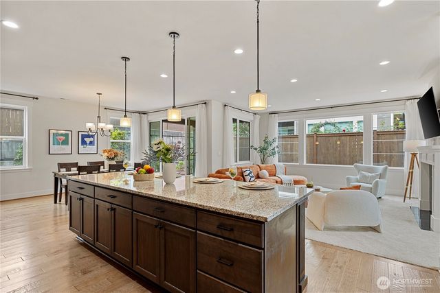 1431 243rd Place NE, Sammamish, WA 98074