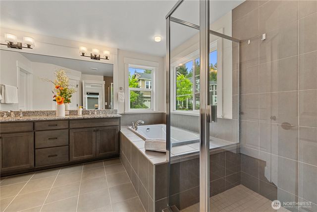 1431 243rd Place NE, Sammamish, WA 98074