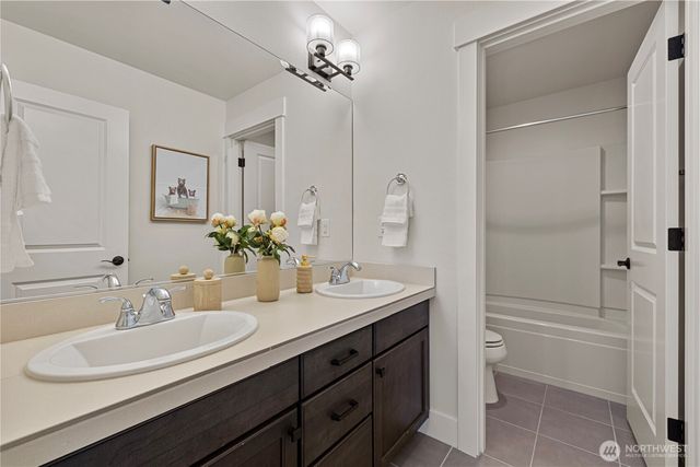 1431 243rd Place NE, Sammamish, WA 98074