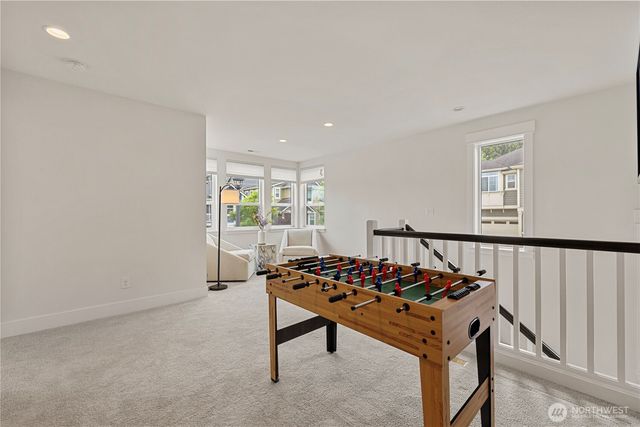 1431 243rd Place NE, Sammamish, WA 98074