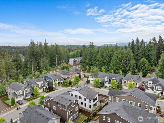 1431 243rd Place NE, Sammamish, WA 98074