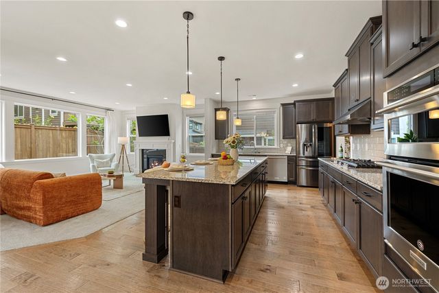 1431 243rd Place NE, Sammamish, WA 98074