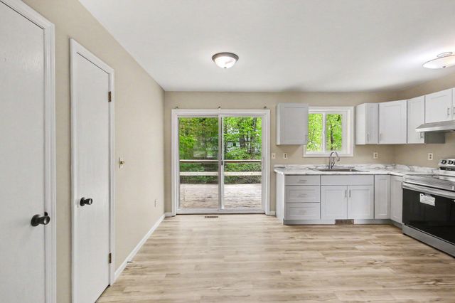 16229 Taft Road, Spring Lake, MI 49456