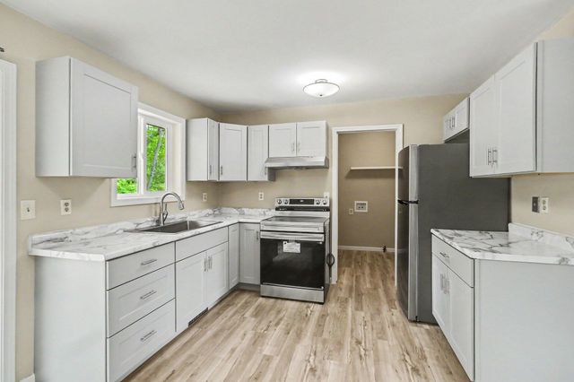 16229 Taft Road, Spring Lake, MI 49456