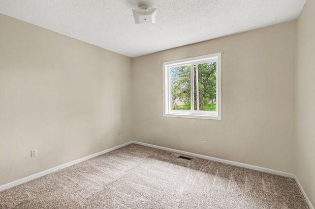 16229 Taft Road, Spring Lake, MI 49456