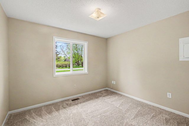 16229 Taft Road, Spring Lake, MI 49456
