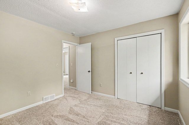 16229 Taft Road, Spring Lake, MI 49456