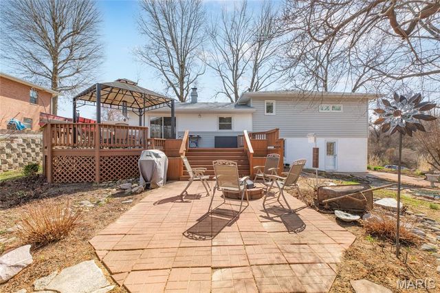 457 W Rosewood, East Alton, IL 62024