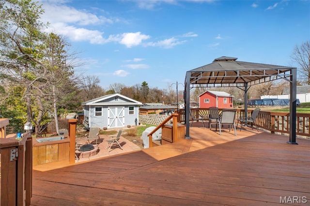 457 W Rosewood, East Alton, IL 62024