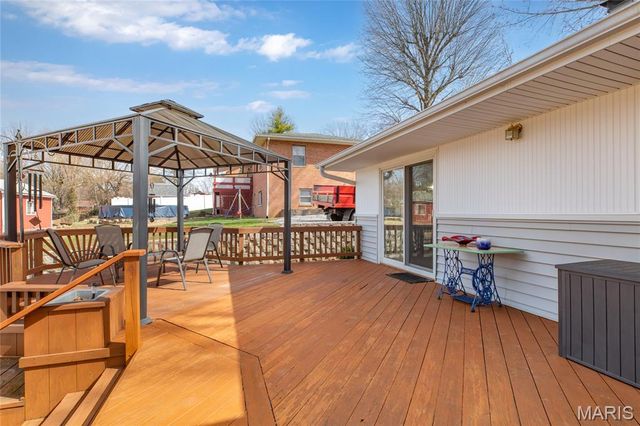 457 W Rosewood, East Alton, IL 62024