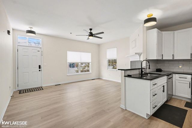 43163 Strand Dr Drive, Sterling Heights, MI 48313