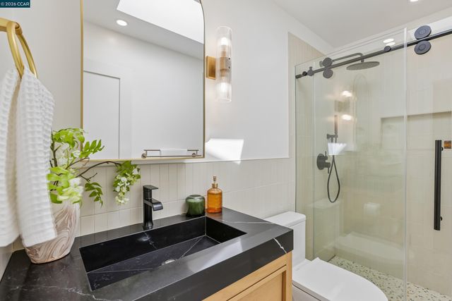 4893 Shadowfalls Dr, Martinez, CA 94553