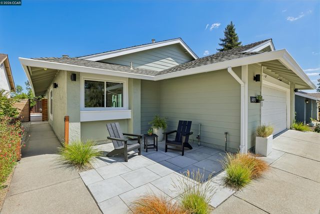 4893 Shadowfalls Dr, Martinez, CA 94553