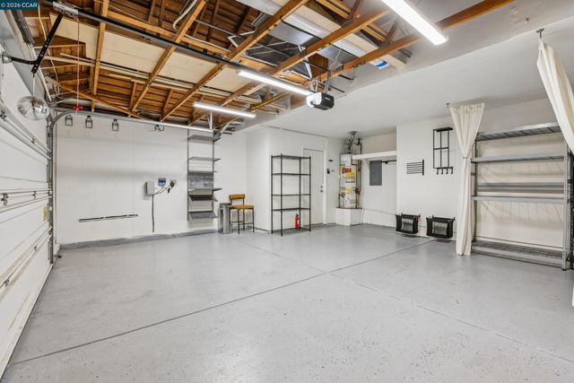 4893 Shadowfalls Dr, Martinez, CA 94553