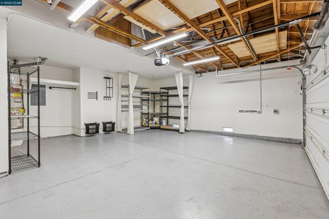 4893 Shadowfalls Dr, Martinez, CA 94553