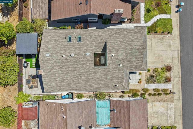 4893 Shadowfalls Dr, Martinez, CA 94553