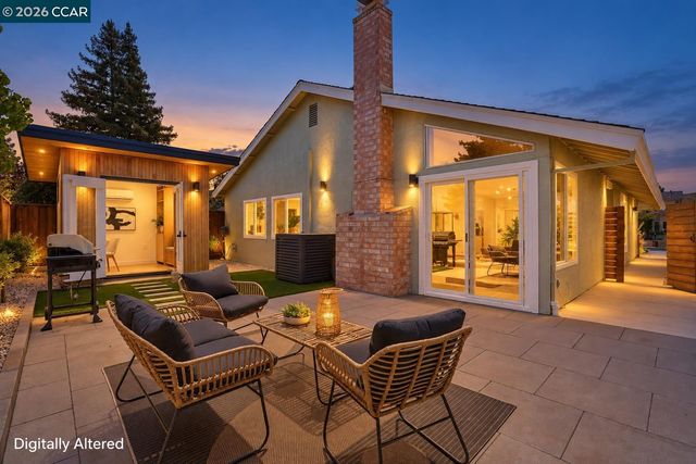 4893 Shadowfalls Dr, Martinez, CA 94553