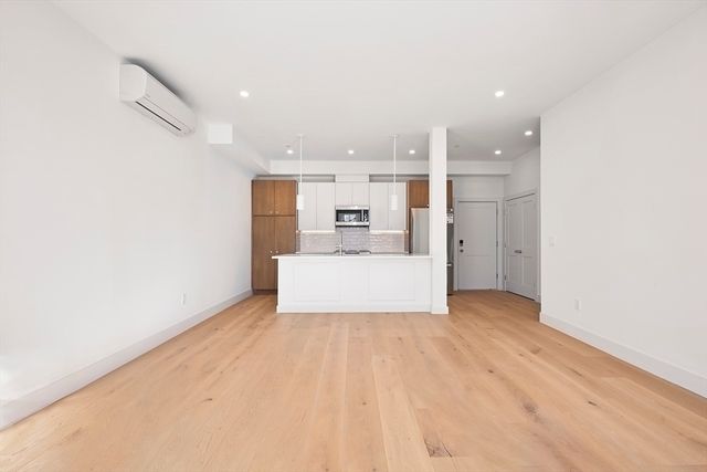 105 Sea Street 105, Quincy, MA 02169